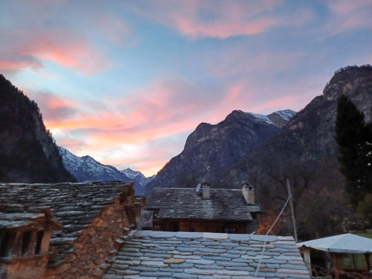 Вілла Ca' Scocc, Antica Casa Di Montagna In Valsesia Mollia Екстер'єр фото